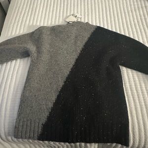 Zara sweater 2 colors size s